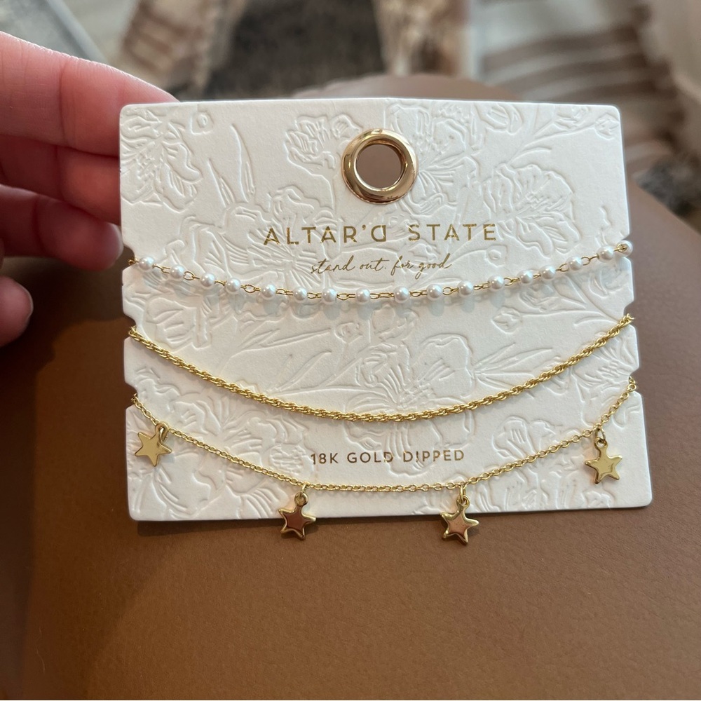 NEW Altar’d State Arula Star Charm Bracelet NWT - Picture 3 of 4